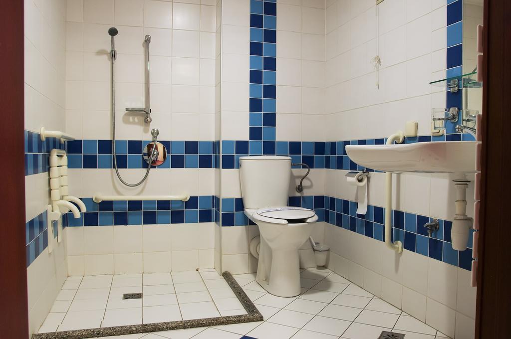 Hotel Sutoris Bochnia Bilik gambar